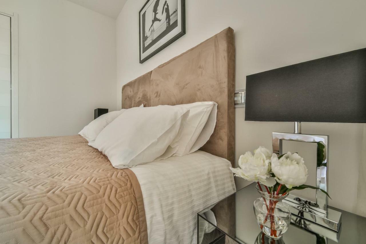 7 Croisette Apartment Cannes Bagian luar foto